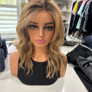 BELLETRESS KELLY Handtied cap